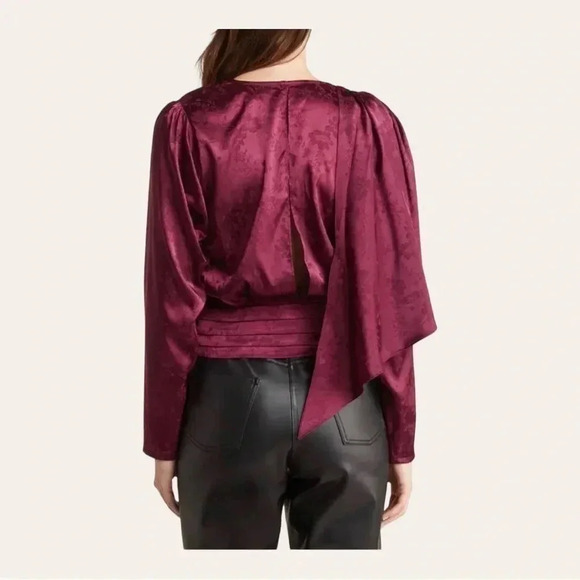 1243.‎ RONNY KOBO COLLECTION MONET TOP PURPLE FLORAL SATIN OPEN SLIT BACK SMALL - Picture 4 of 13